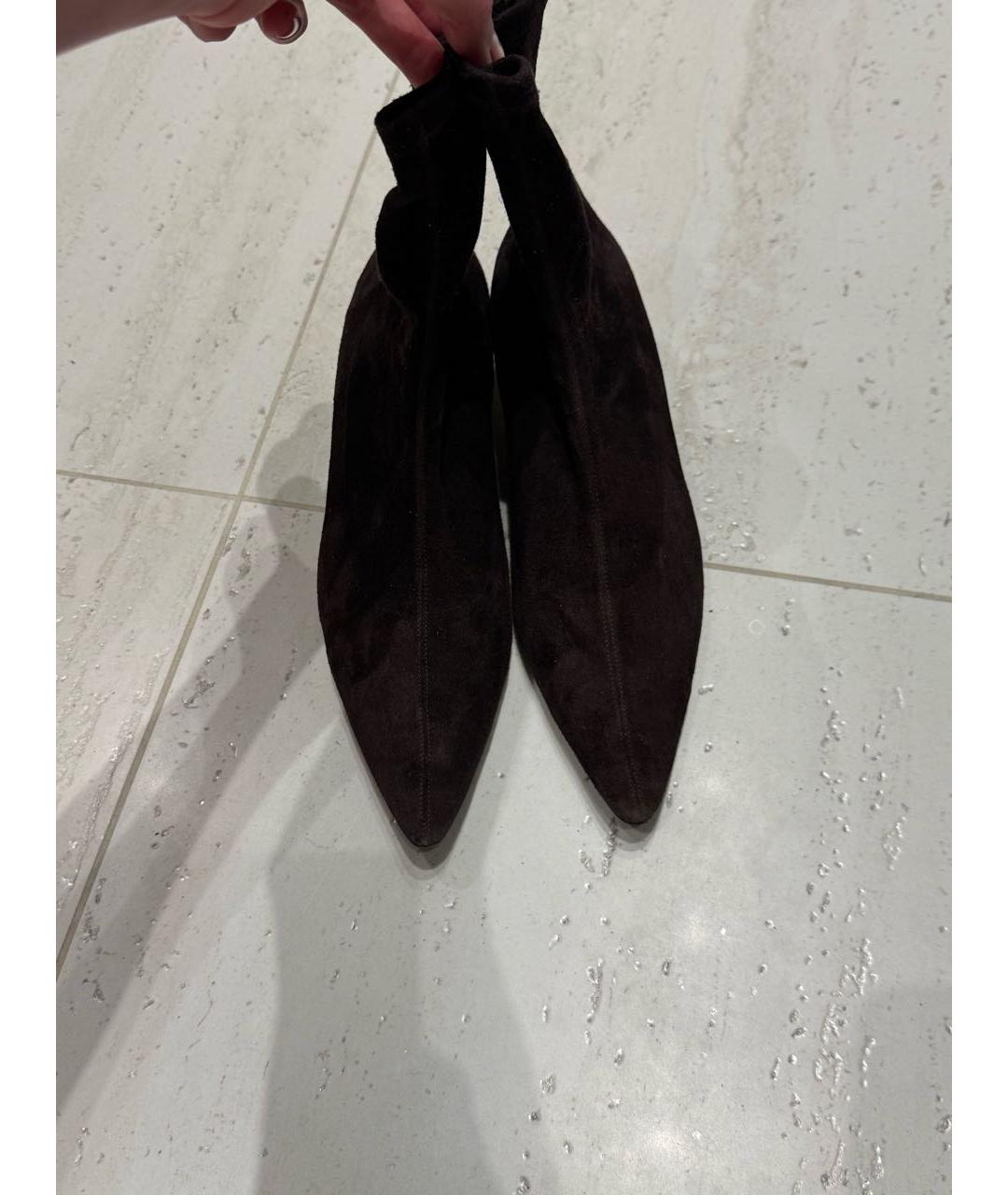 THE ROW Коричневые замшевые ботильоны, фото 2