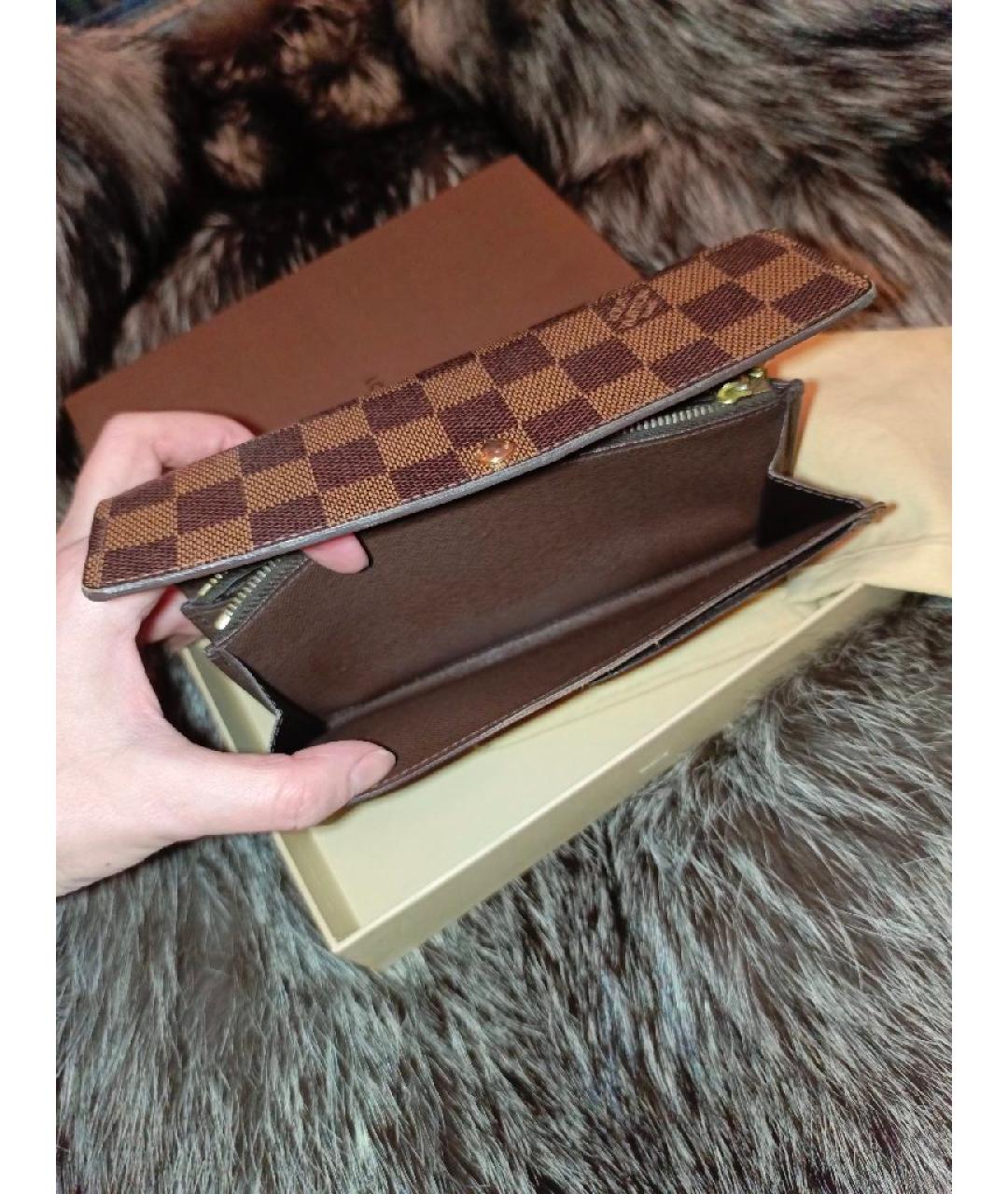 LOUIS VUITTON Коричневый кошелек, фото 9