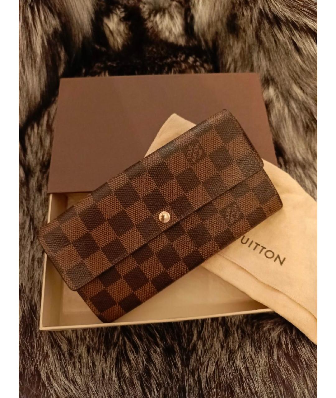 LOUIS VUITTON Коричневый кошелек, фото 10