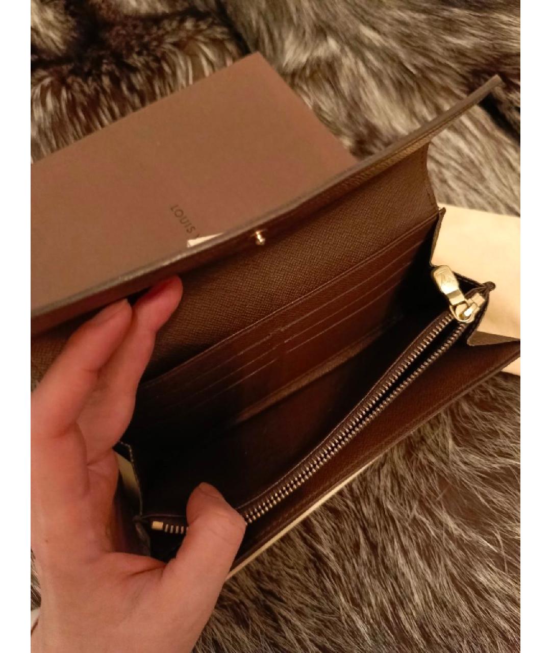 LOUIS VUITTON Коричневый кошелек, фото 4