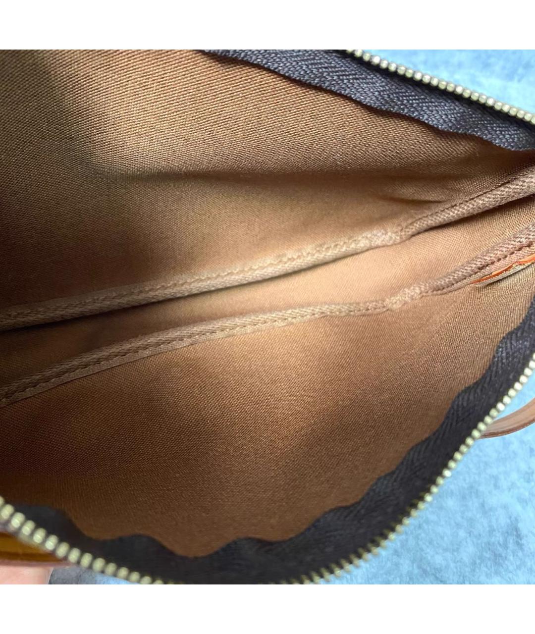 LOUIS VUITTON Коричневая кожаная сумка с короткими ручками, фото 8