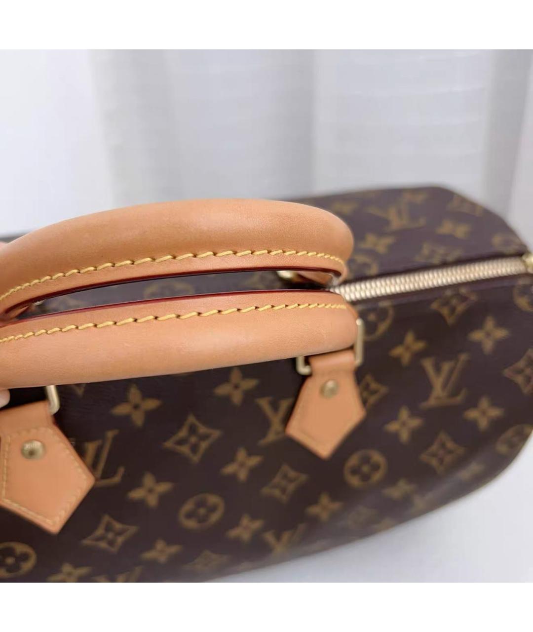 LOUIS VUITTON Коричневая кожаная сумка с короткими ручками, фото 6