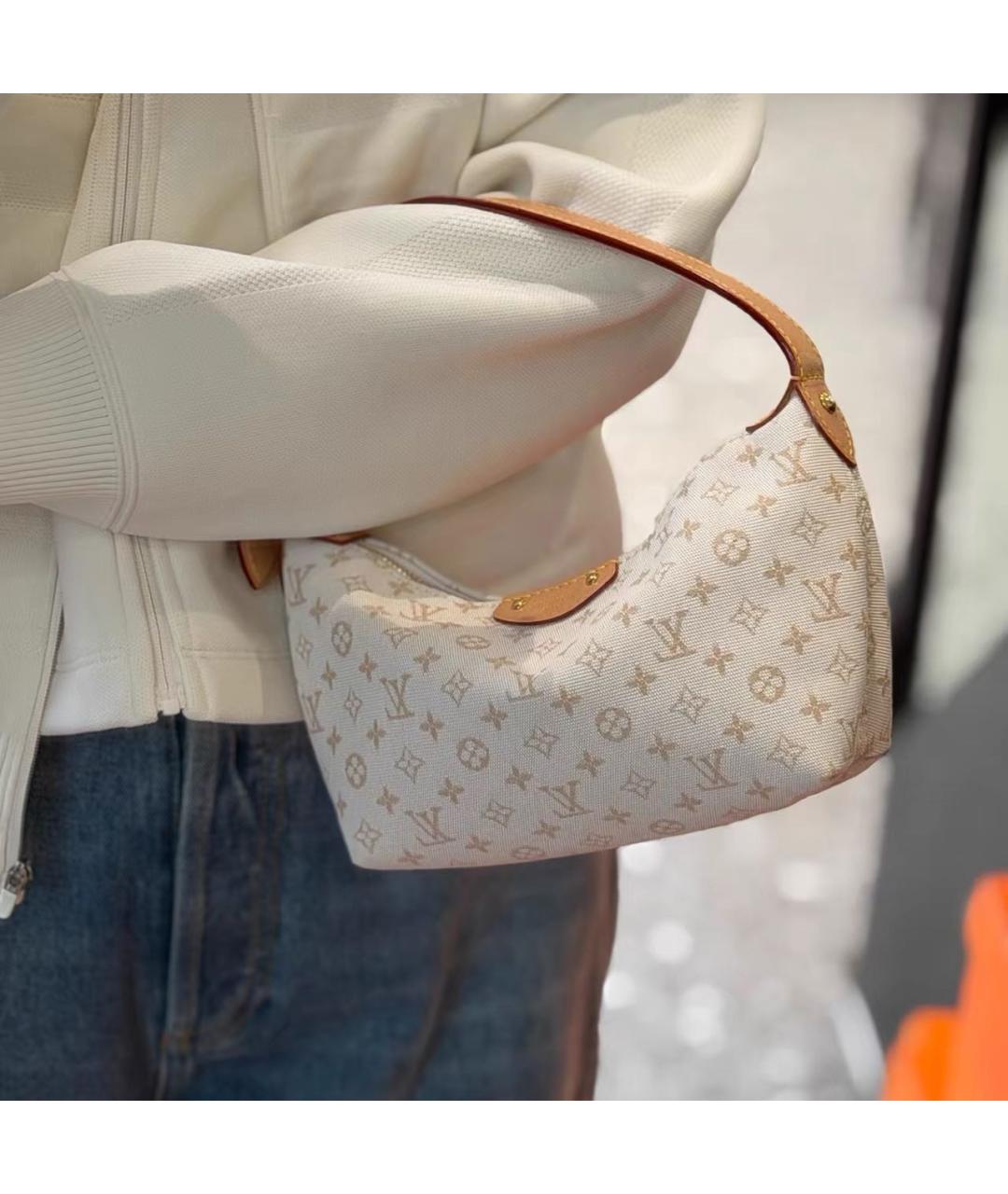 LOUIS VUITTON Бежевая кожаная сумка с короткими ручками, фото 6