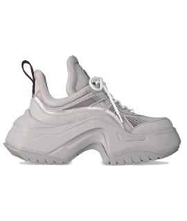 LOUIS VUITTON Кроссовки