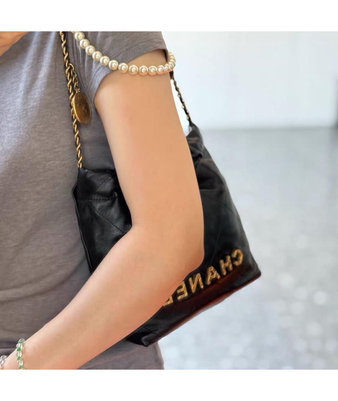 CHANEL Черная кожаная сумка тоут, фото 4