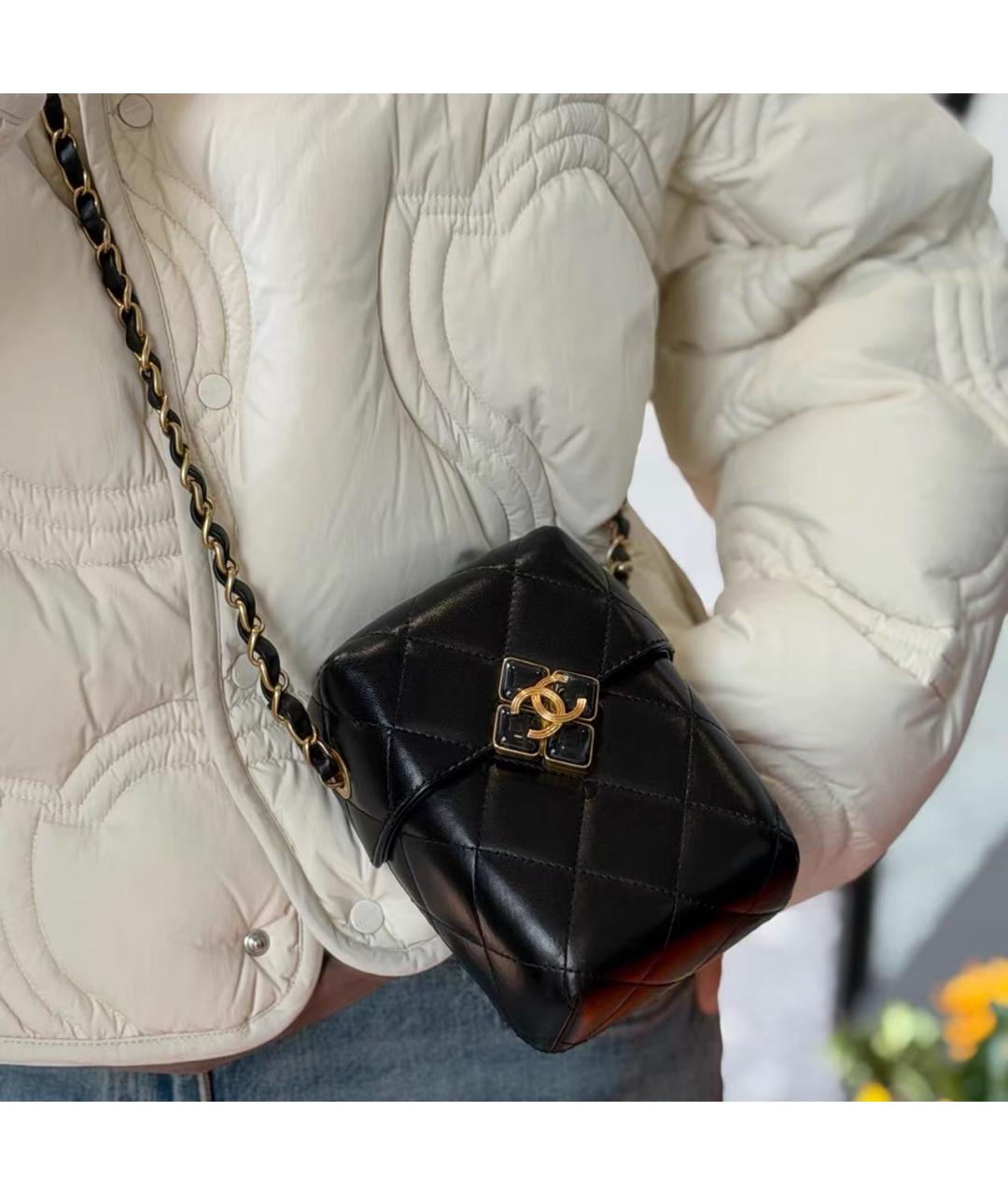 CHANEL Черная кожаная сумка через плечо, фото 5