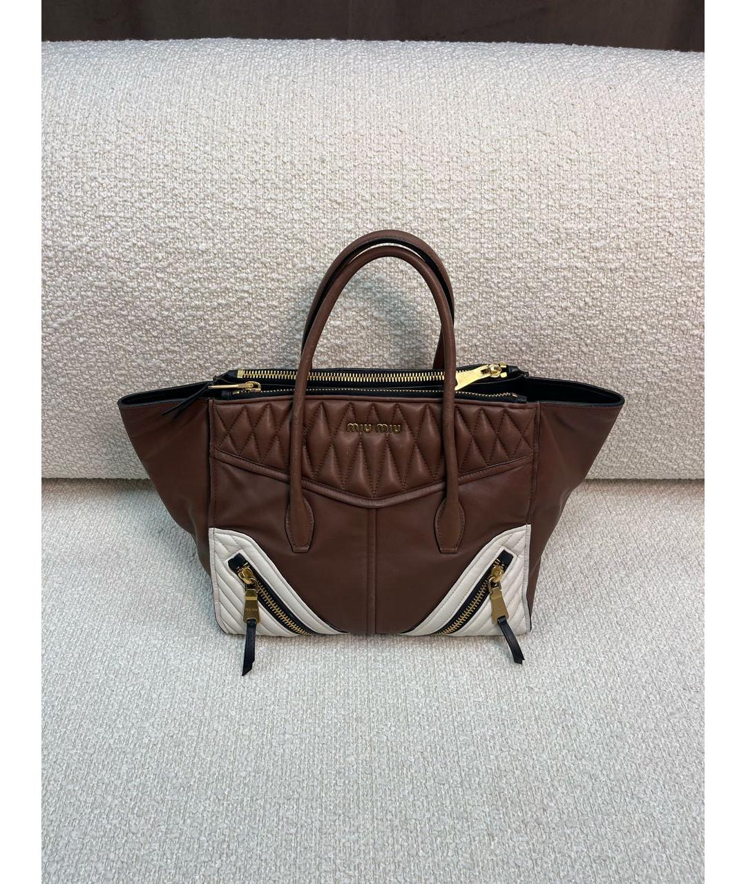 MIU MIU Коричневая кожаная сумка с короткими ручками, фото 8