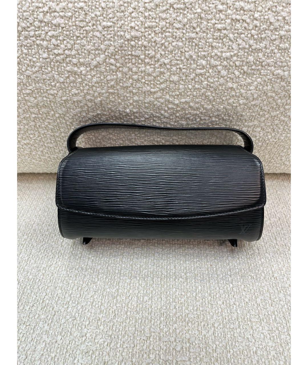 LOUIS VUITTON Черная кожаная сумка с короткими ручками, фото 6