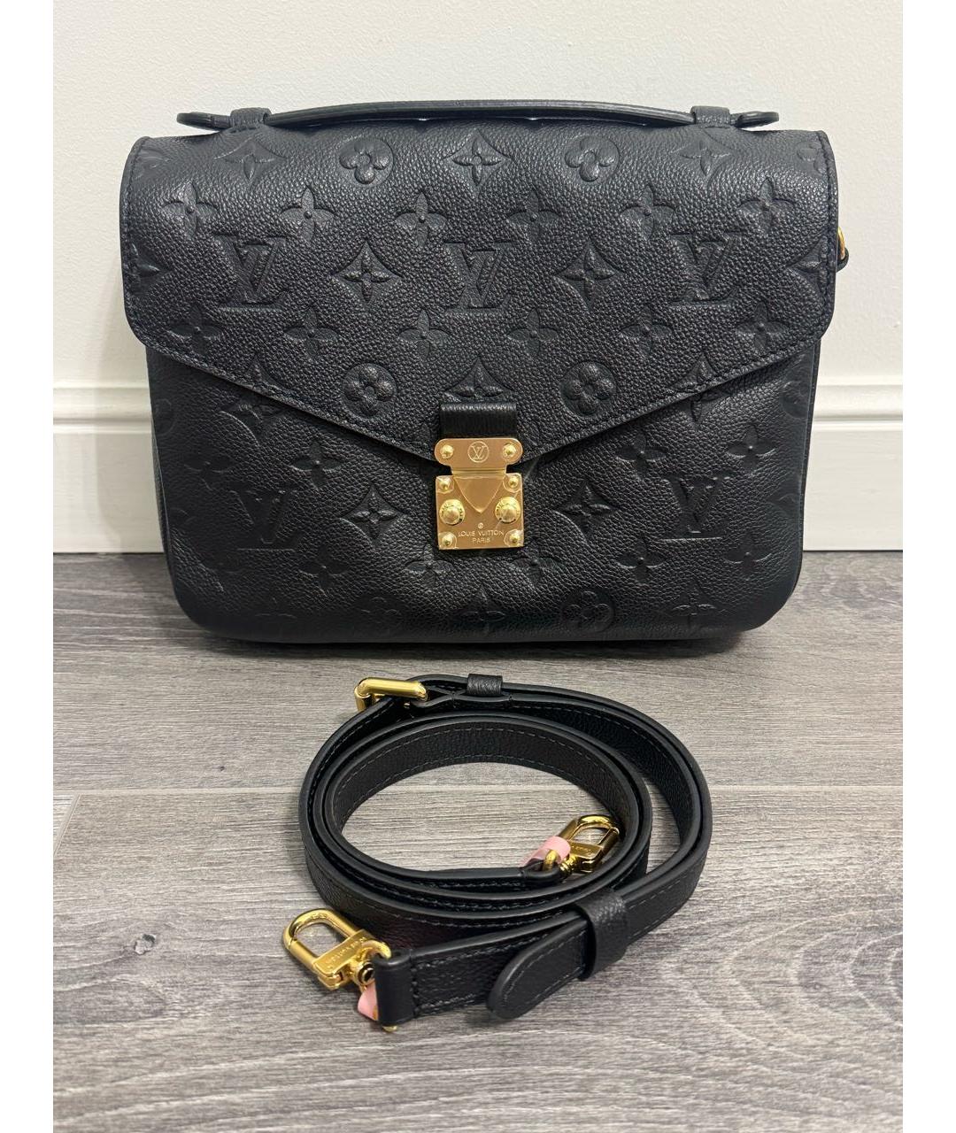 LOUIS VUITTON Черная кожаная сумка через плечо, фото 9