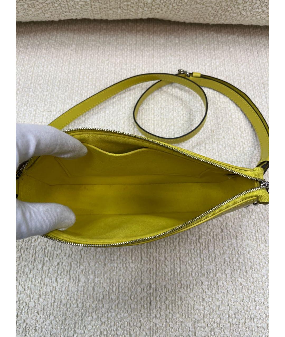LOUIS VUITTON Желтая кожаная сумка с короткими ручками, фото 4