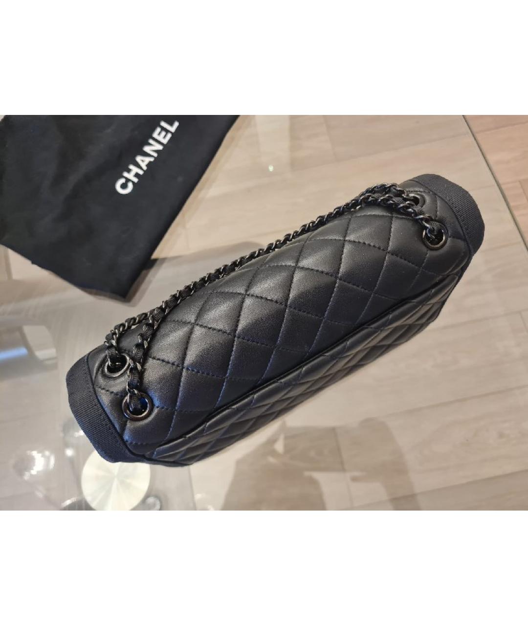 CHANEL Черная кожаная сумка через плечо, фото 5