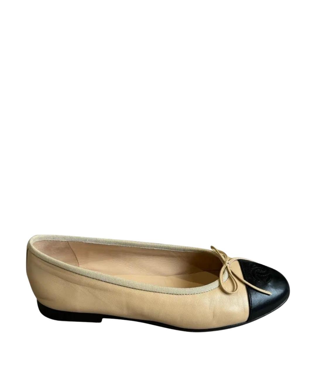 CHANEL Бежевые кожаные балетки, фото 1