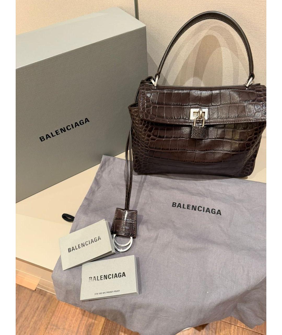 BALENCIAGA Коричневая кожаная сумка с короткими ручками, фото 2