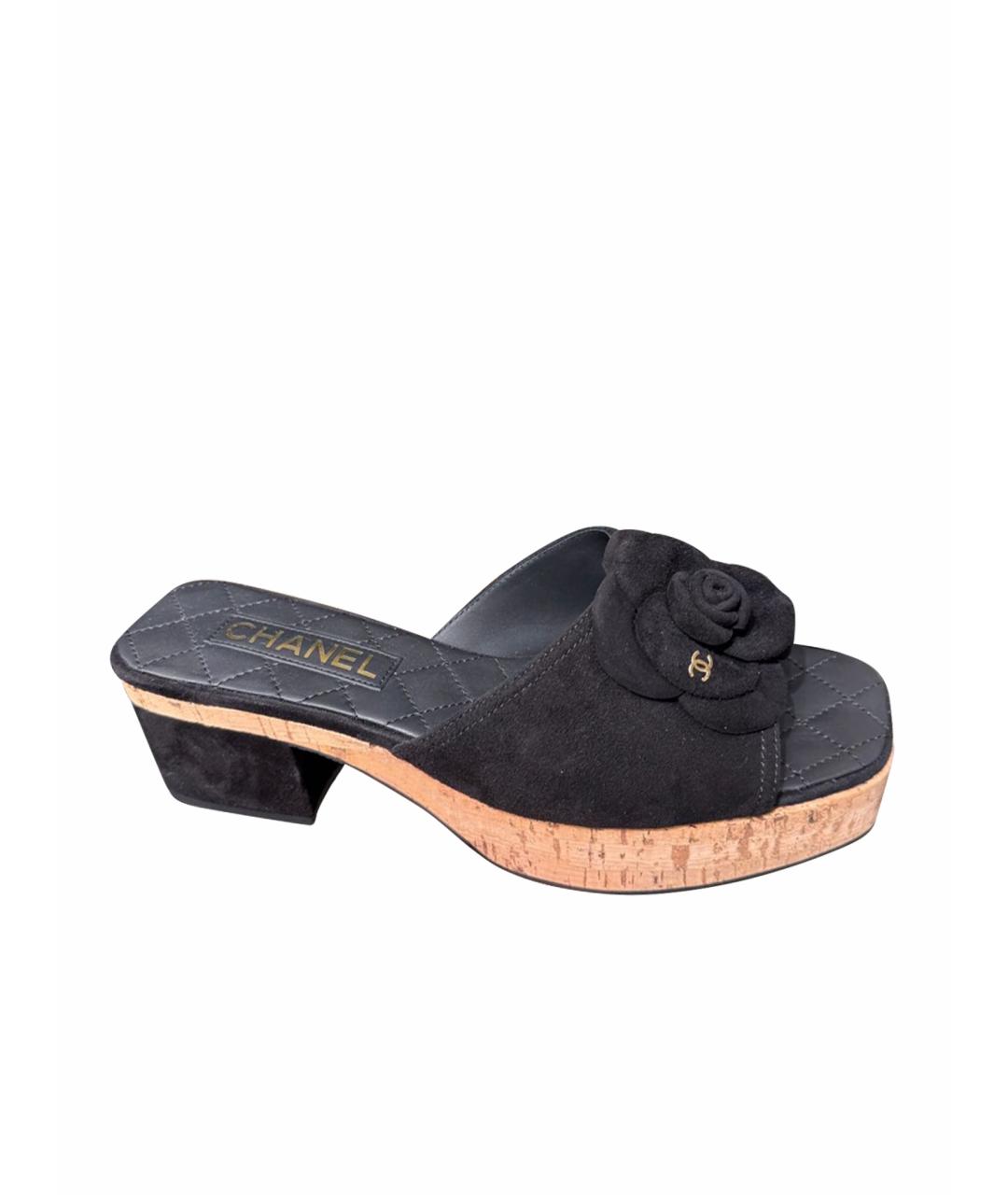 CHANEL Черные замшевые шлепанцы, фото 1