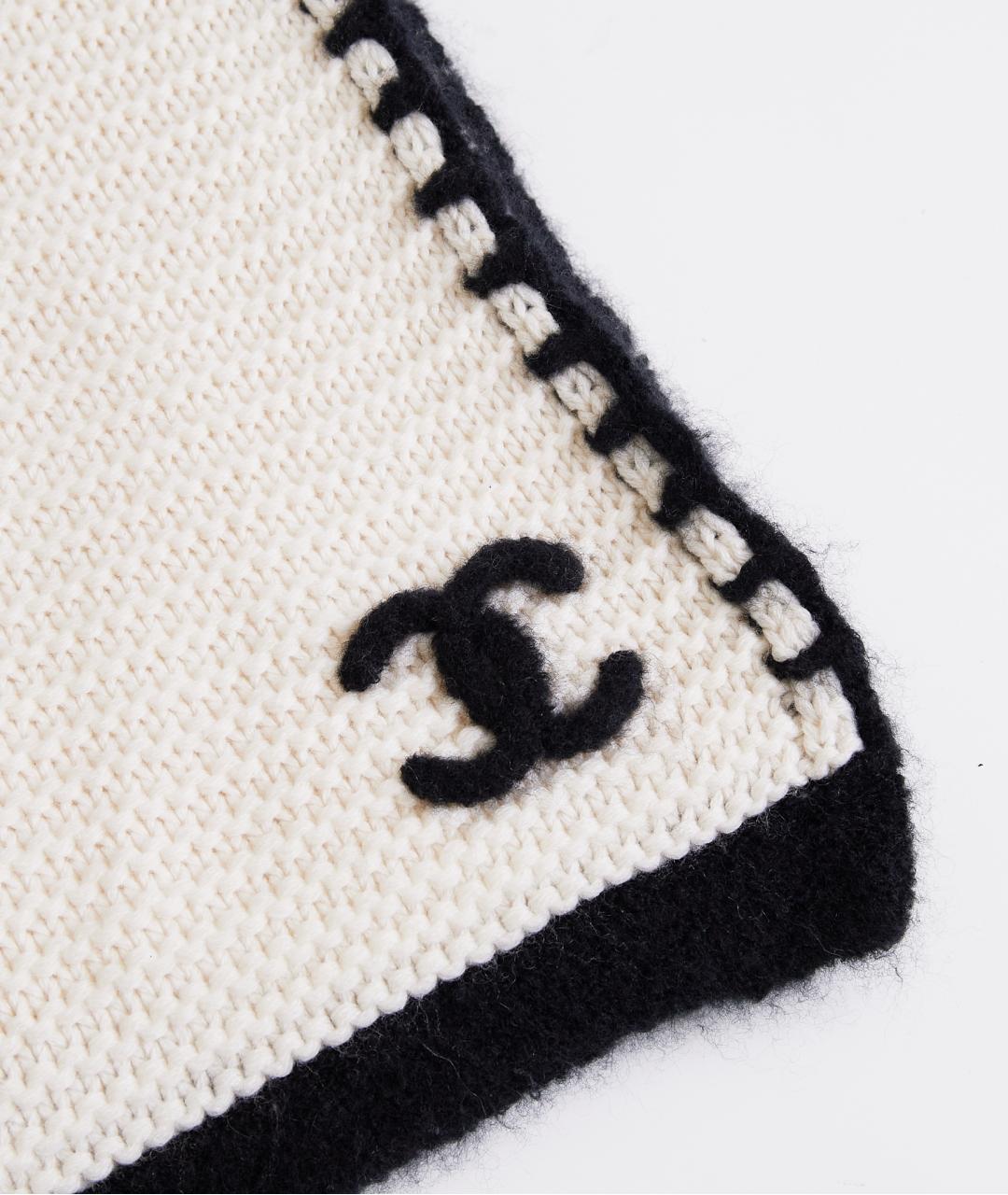 CHANEL Белый кашемировый шарф, фото 3