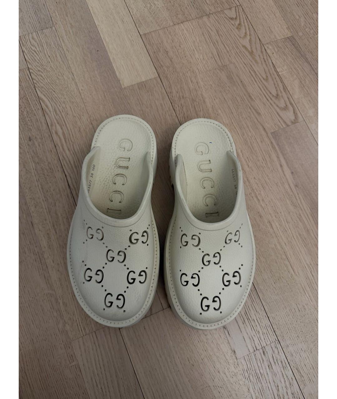 GUCCI Бежевые резиновые сабо, фото 3