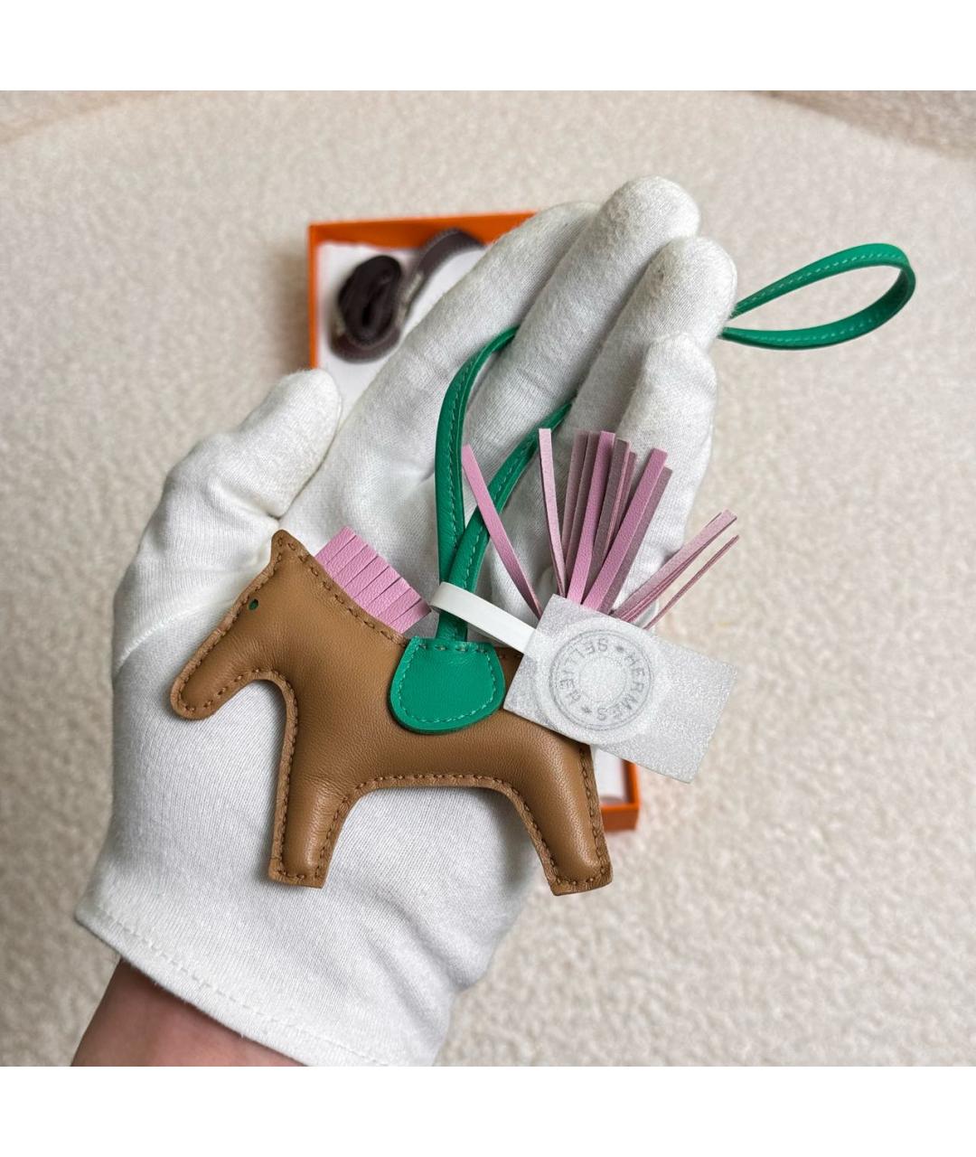 HERMES Коричневый брелок, фото 3