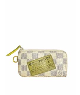 LOUIS VUITTON Ключница