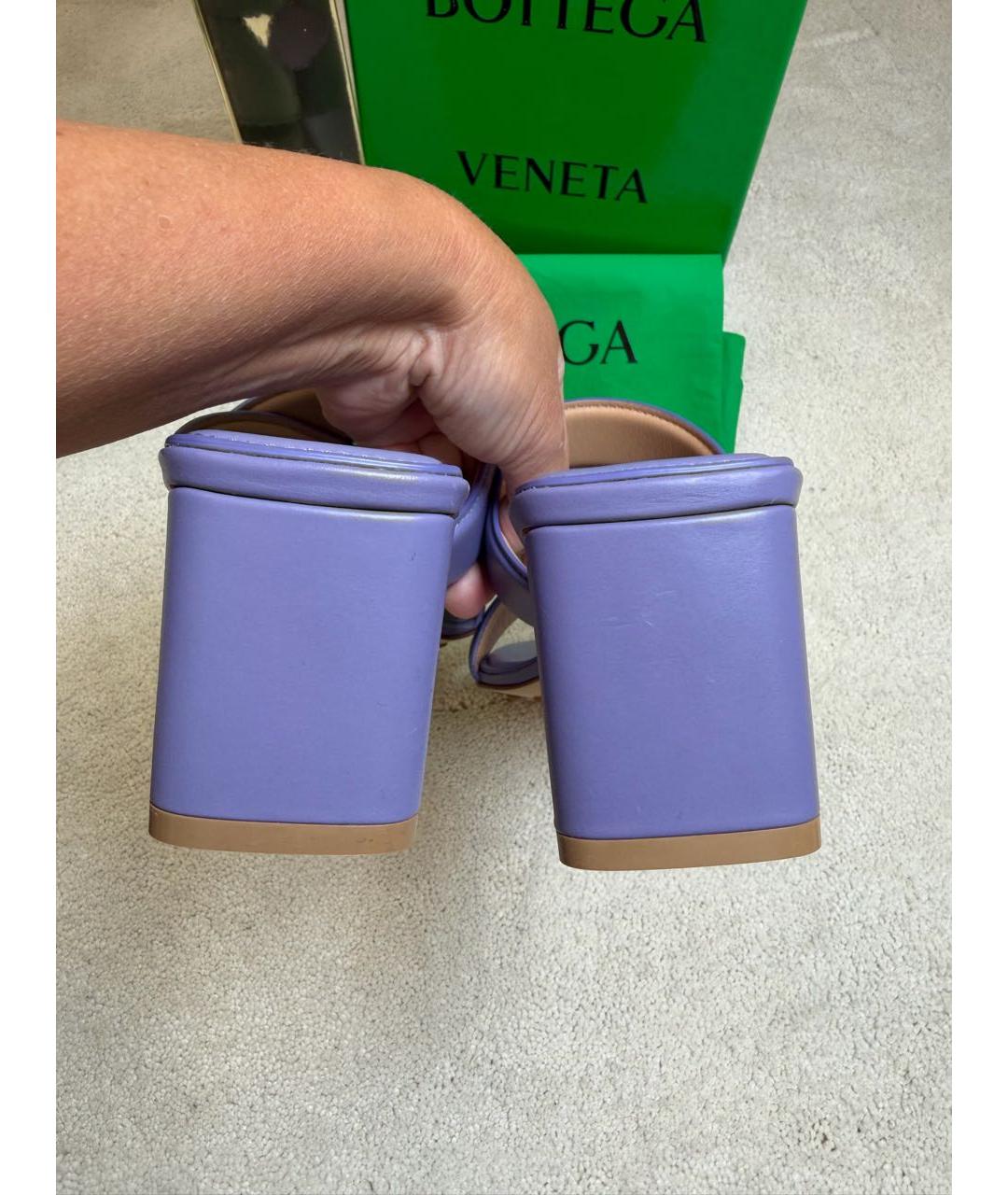 BOTTEGA VENETA Фиолетовые кожаные мюли, фото 7