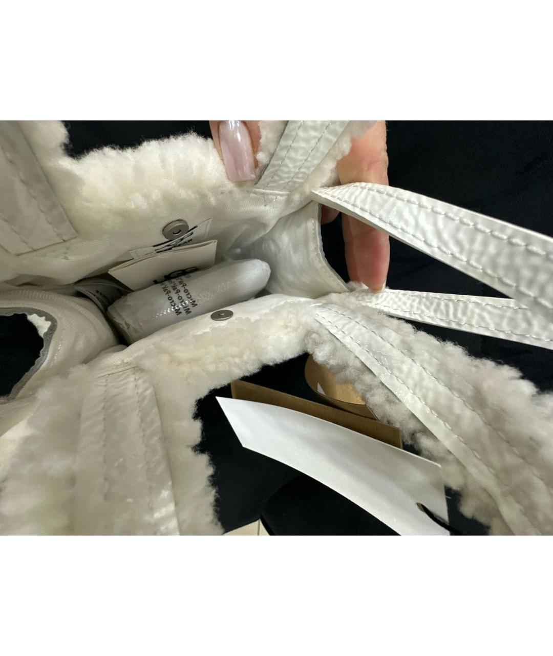 UGG AUSTRALIA Белая сумка через плечо из лакированной кожи, фото 4