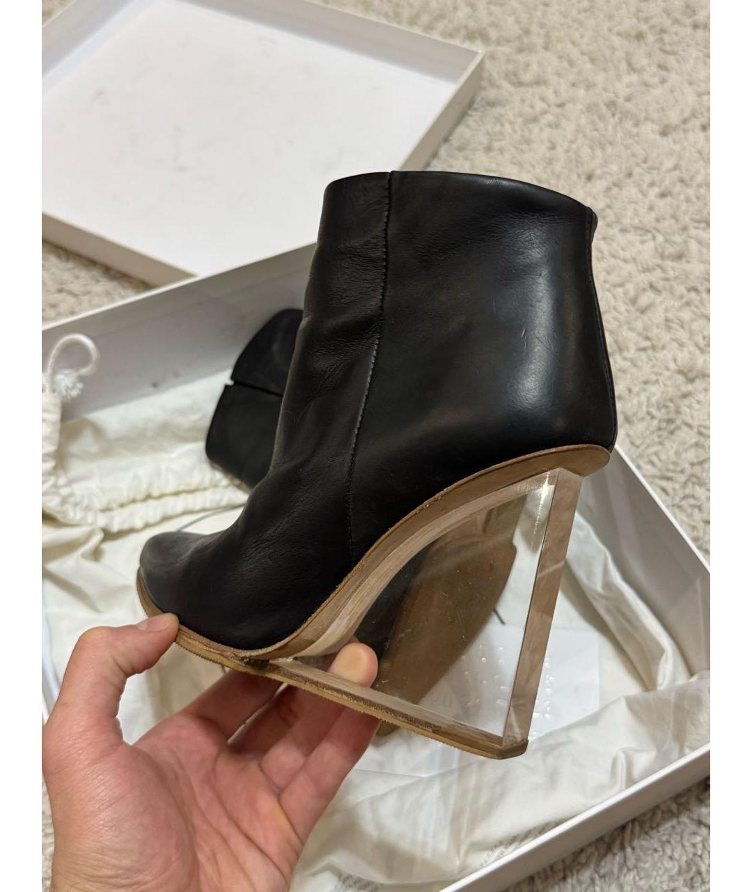 MAISON MARGIELA Черные кожаные ботильоны, фото 5