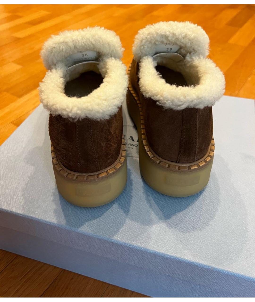 PRADA Коричневые замшевые ботинки, фото 4