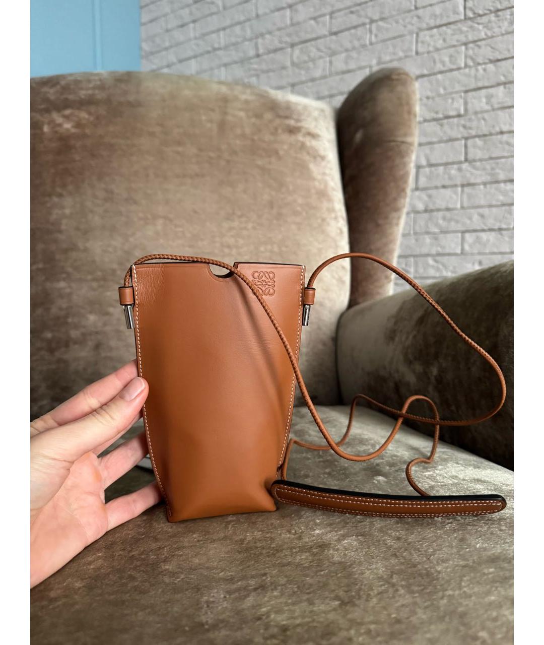LOEWE Коричневая кожаная сумка через плечо, фото 9