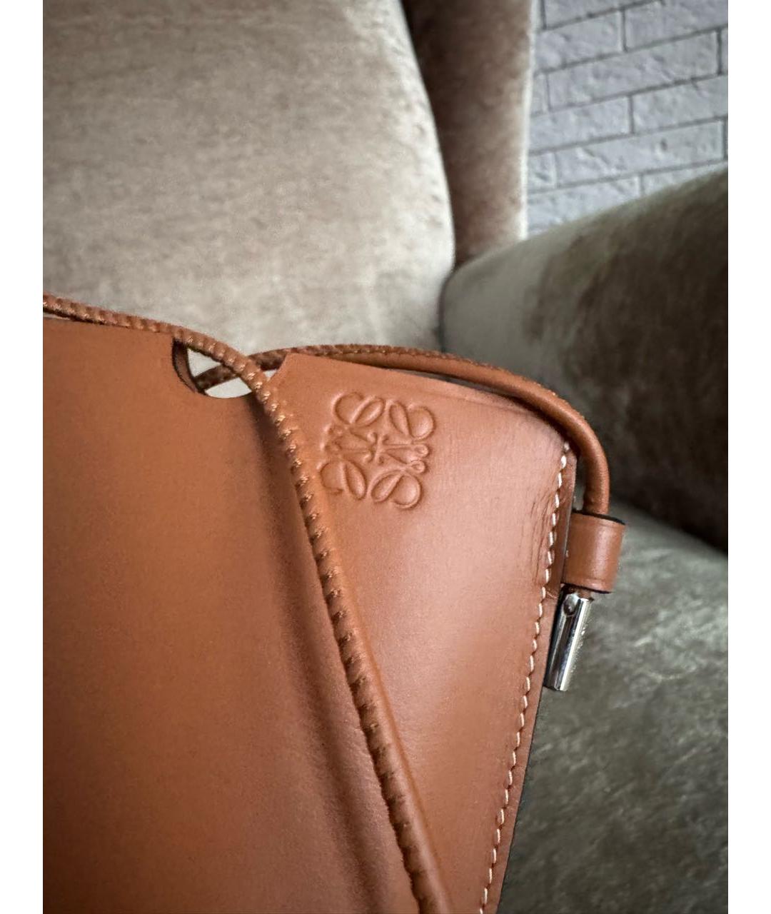 LOEWE Коричневая кожаная сумка через плечо, фото 7