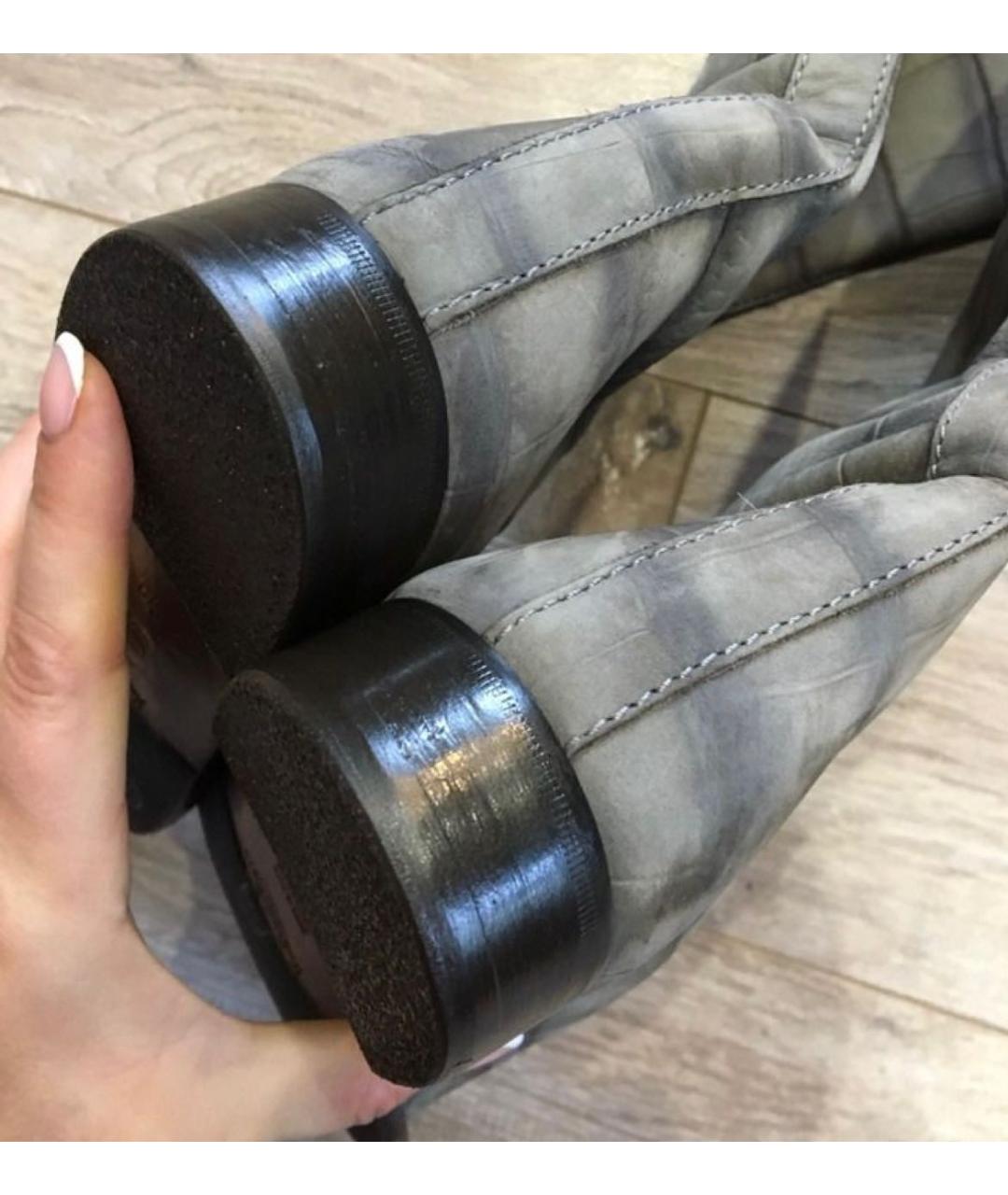 SAINT LAURENT Серые кожаные сапоги, фото 5