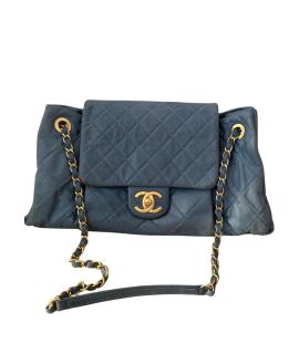 CHANEL Сумка через плечо