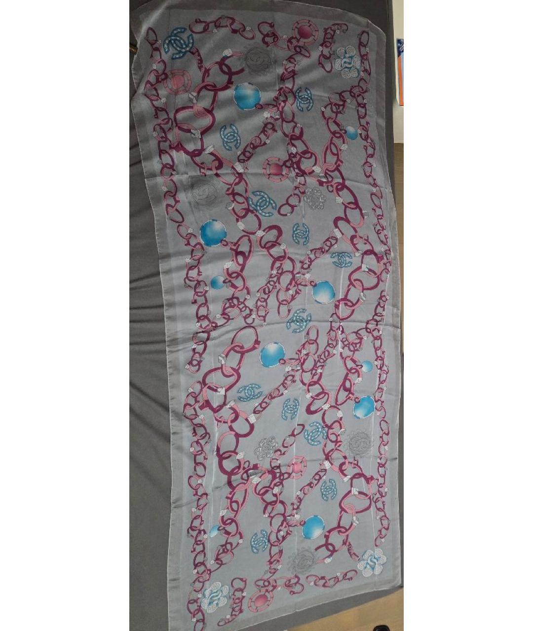 CHANEL Серый шелковый платок, фото 2