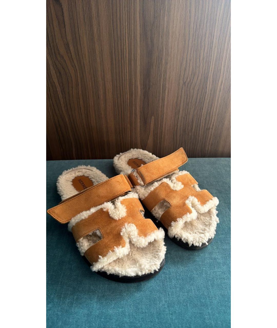 HERMES Коричневые замшевые шлепанцы, фото 3