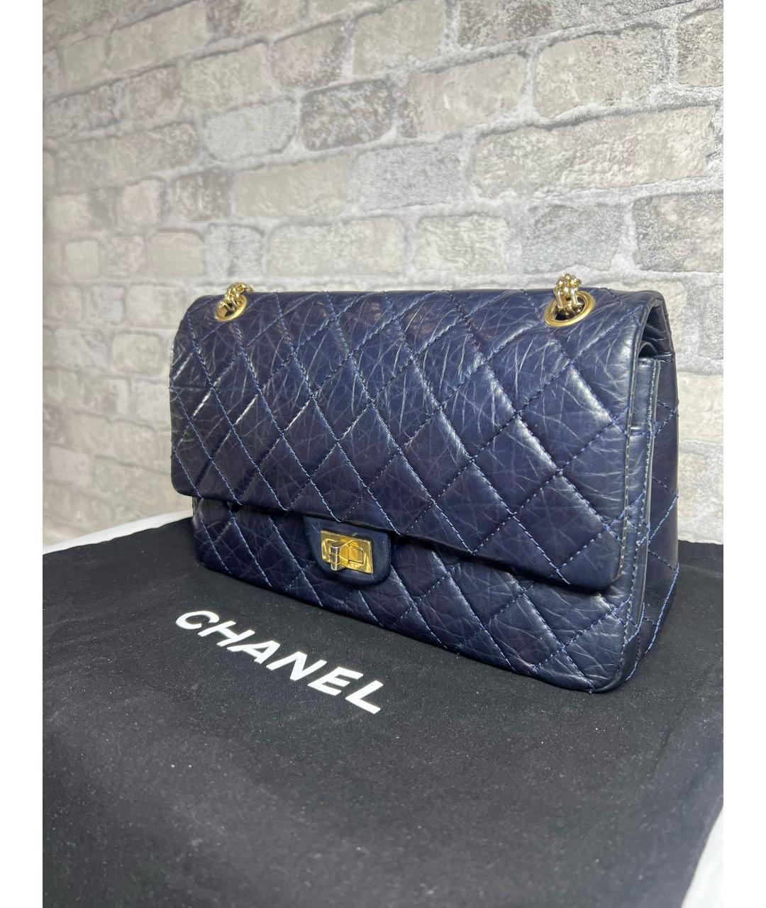 CHANEL Темно-синяя кожаная сумка через плечо, фото 2