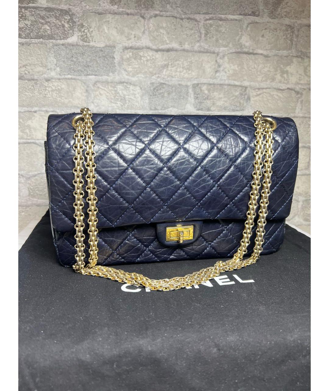 CHANEL Темно-синяя кожаная сумка через плечо, фото 3