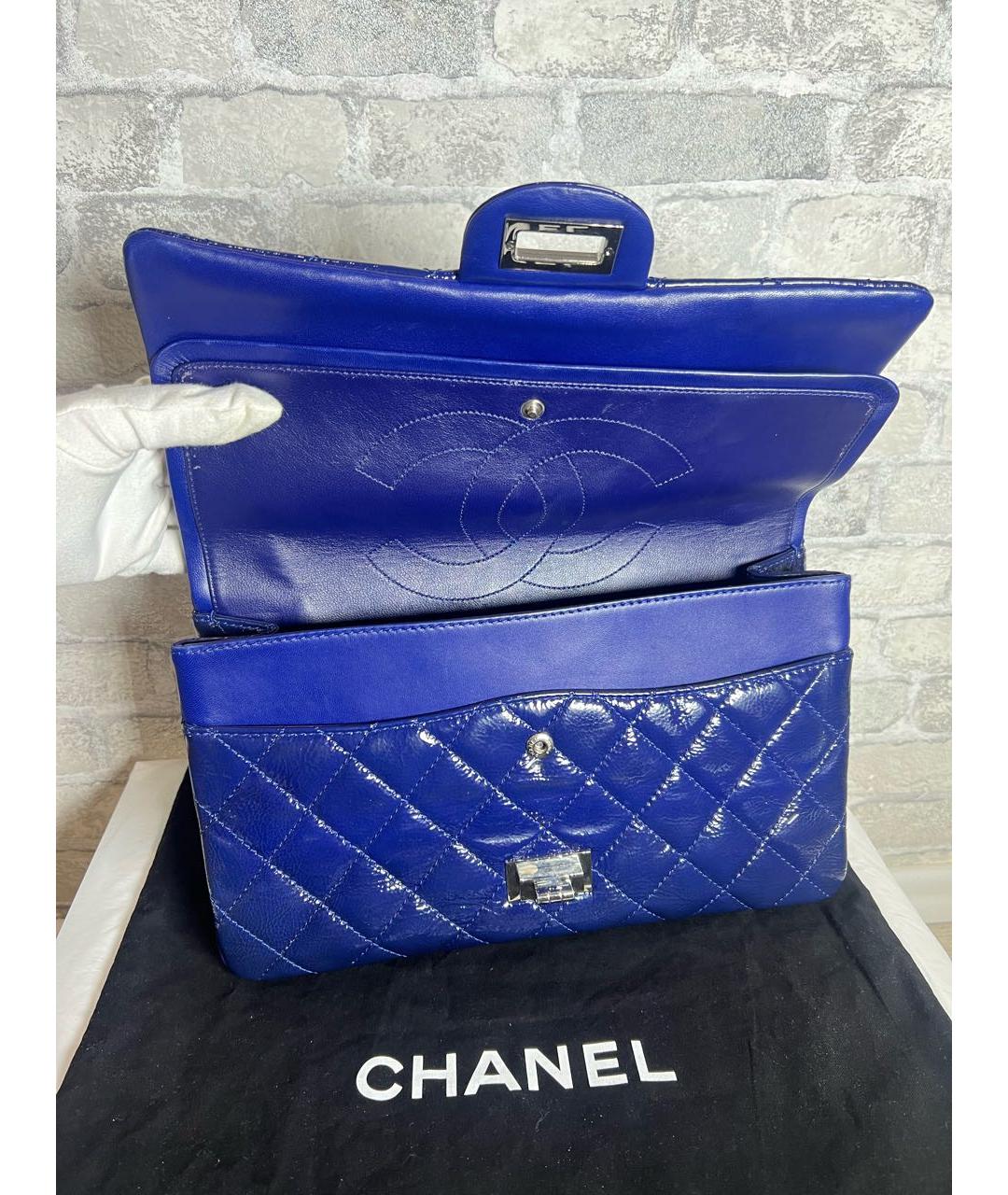 CHANEL Синяя сумка через плечо из лакированной кожи, фото 8
