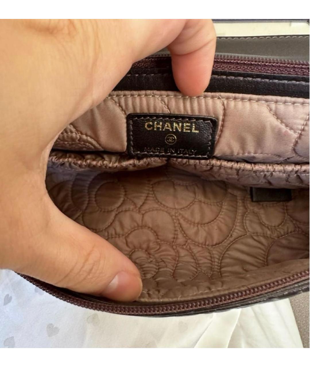 CHANEL Коричневая кожаная косметичка, фото 5