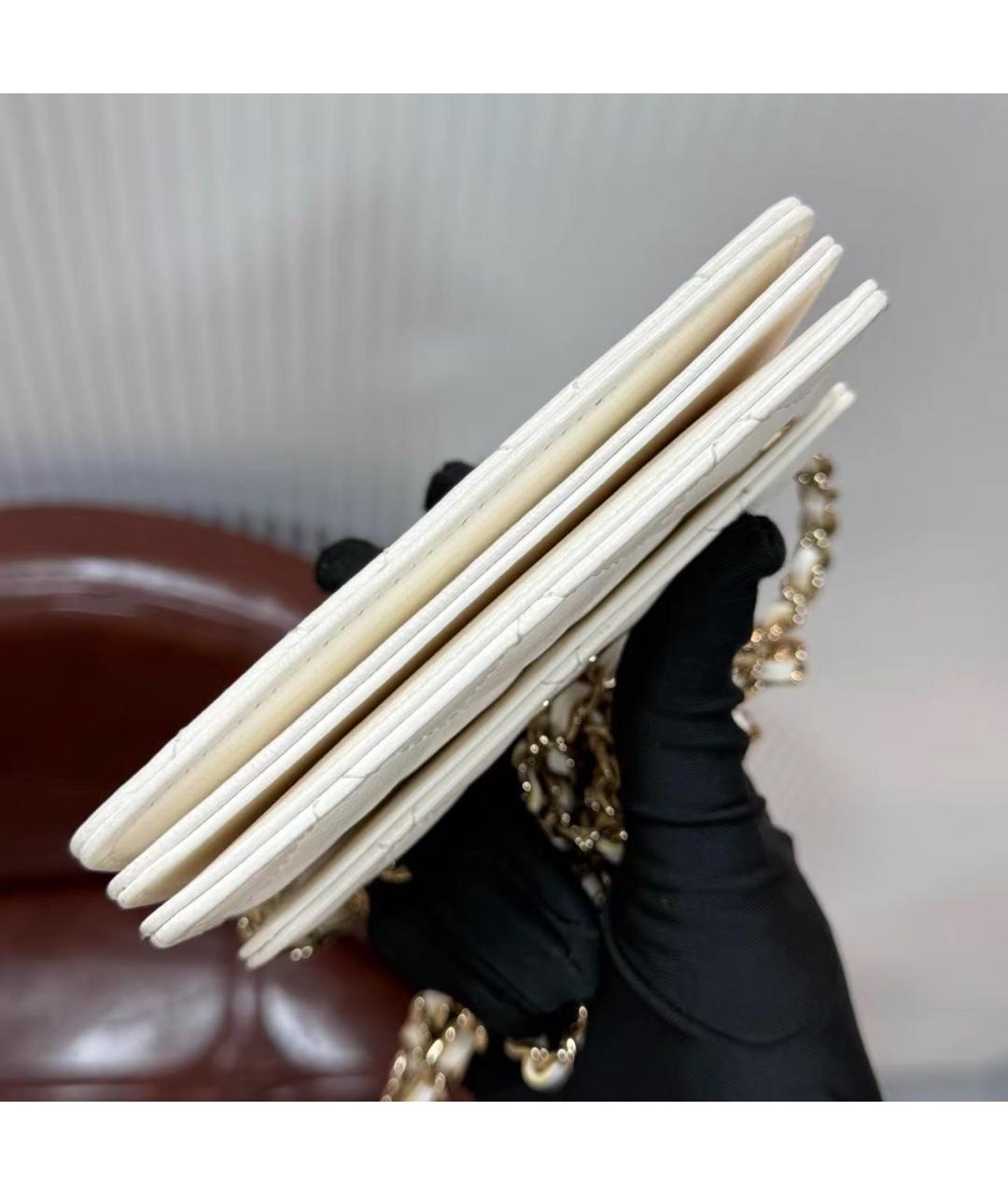 CHANEL Белая кожаная сумка через плечо, фото 6