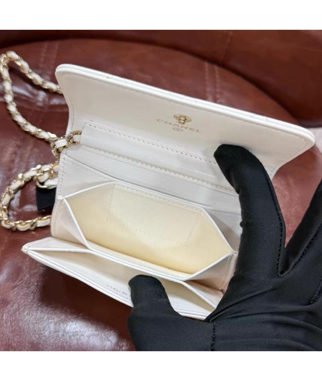 CHANEL Белая кожаная сумка через плечо, фото 8