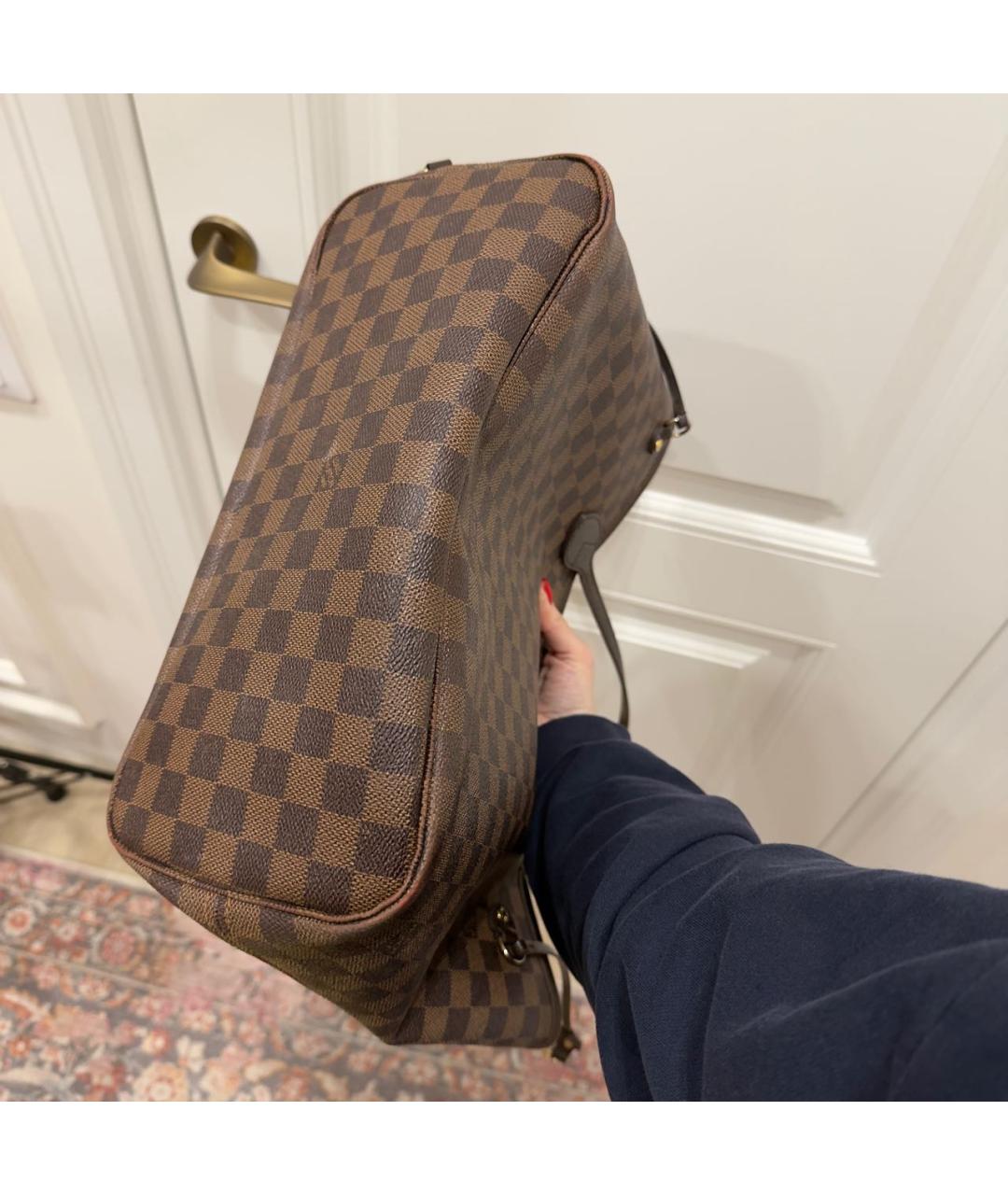 LOUIS VUITTON Коричневая сумка с короткими ручками, фото 6