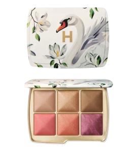 Hourglass Румяна