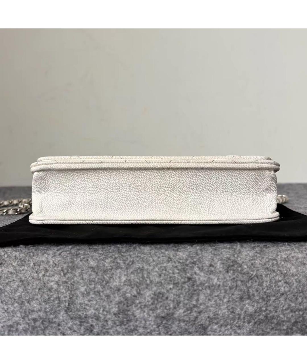 CHANEL Белая кожаная сумка через плечо, фото 6