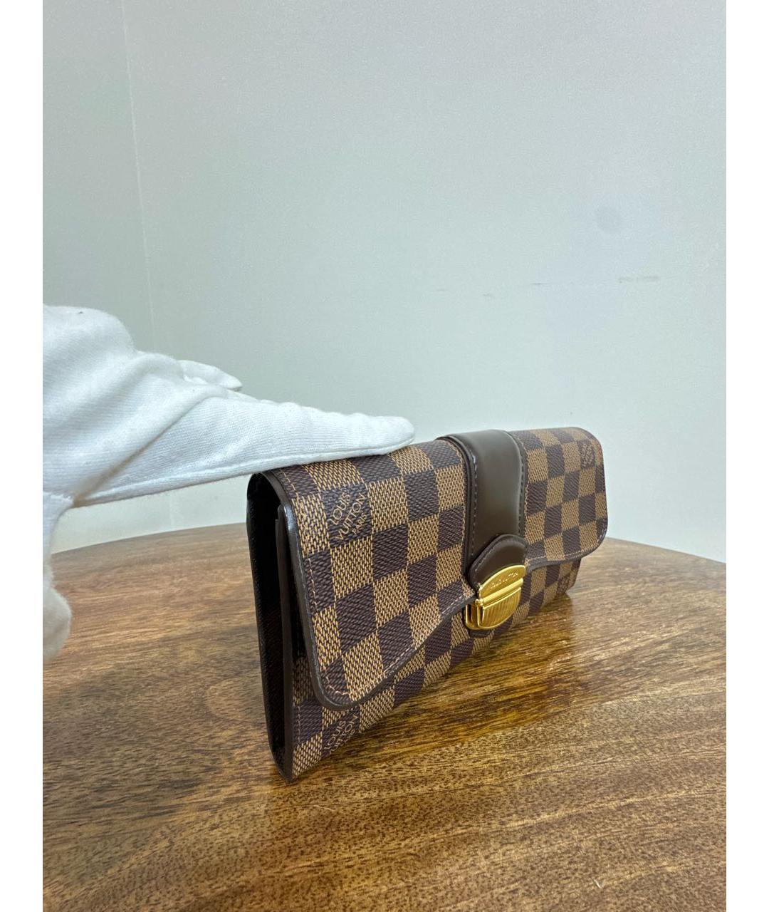 LOUIS VUITTON Коричневый кошелек, фото 2