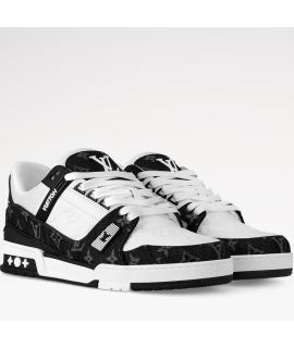 LOUIS VUITTON Низкие кроссовки / кеды