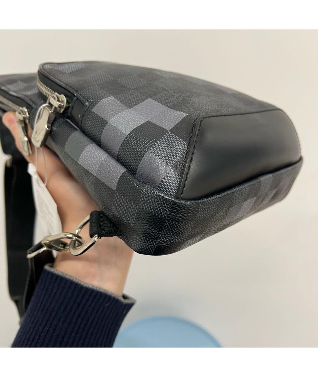 LOUIS VUITTON Антрацитовая кожаная сумка на плечо, фото 8