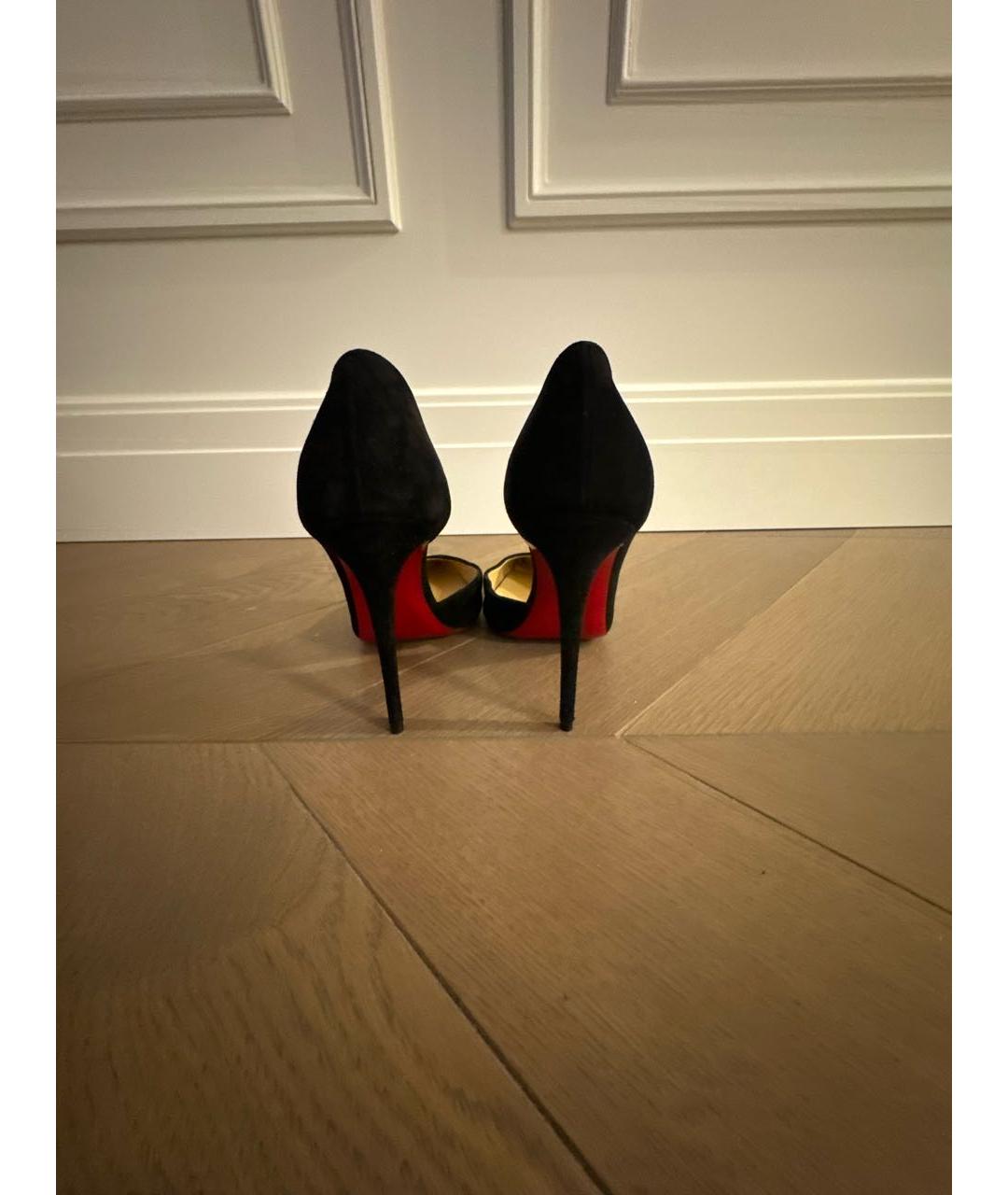 CHRISTIAN LOUBOUTIN Черные замшевые туфли, фото 4