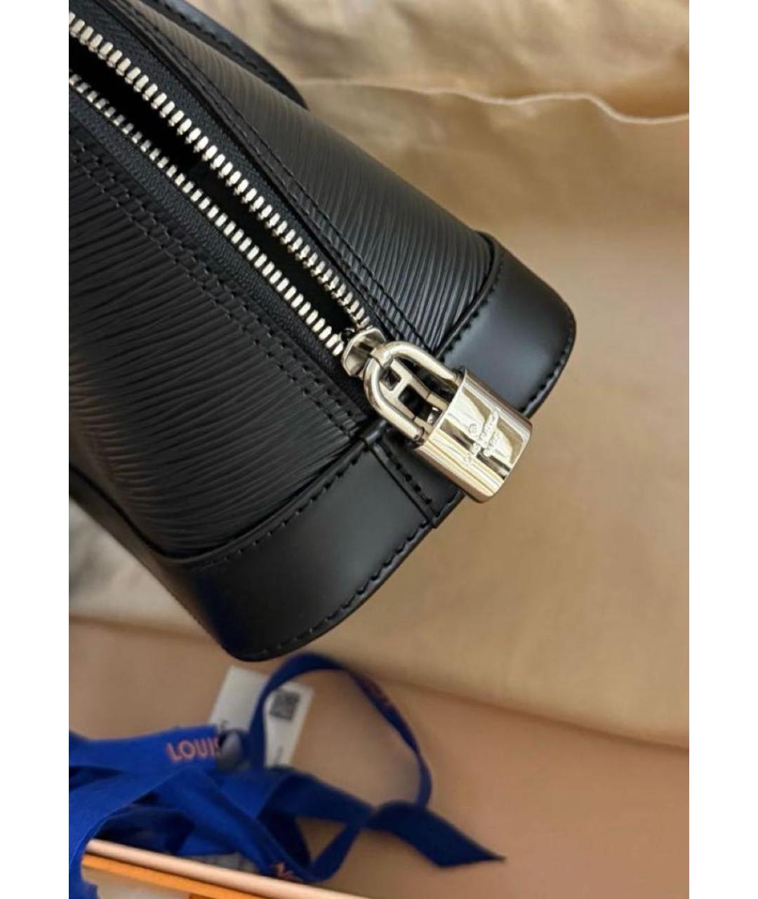 LOUIS VUITTON Черная кожаная сумка с короткими ручками, фото 4