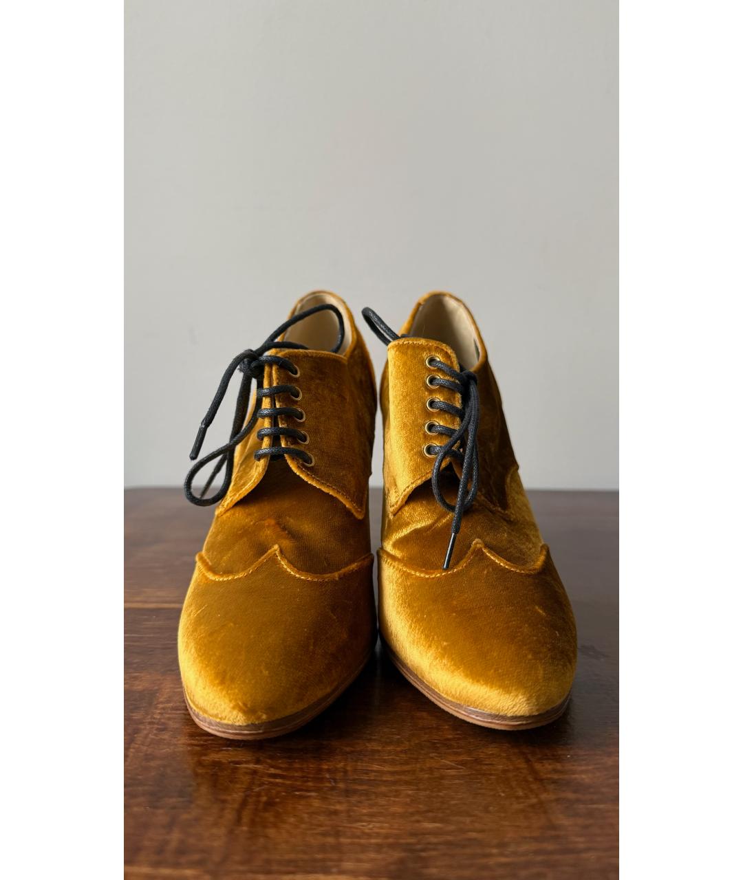 CHANEL Желтые бархатные ботильоны, фото 2