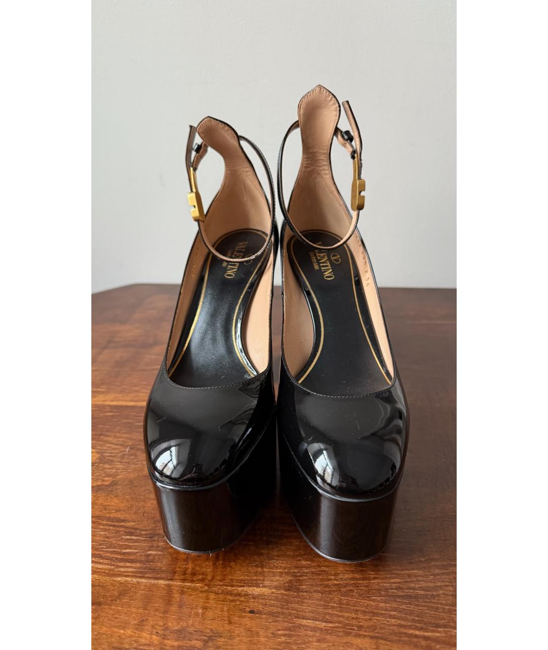 VALENTINO Черные туфли из лакированной кожи, фото 2