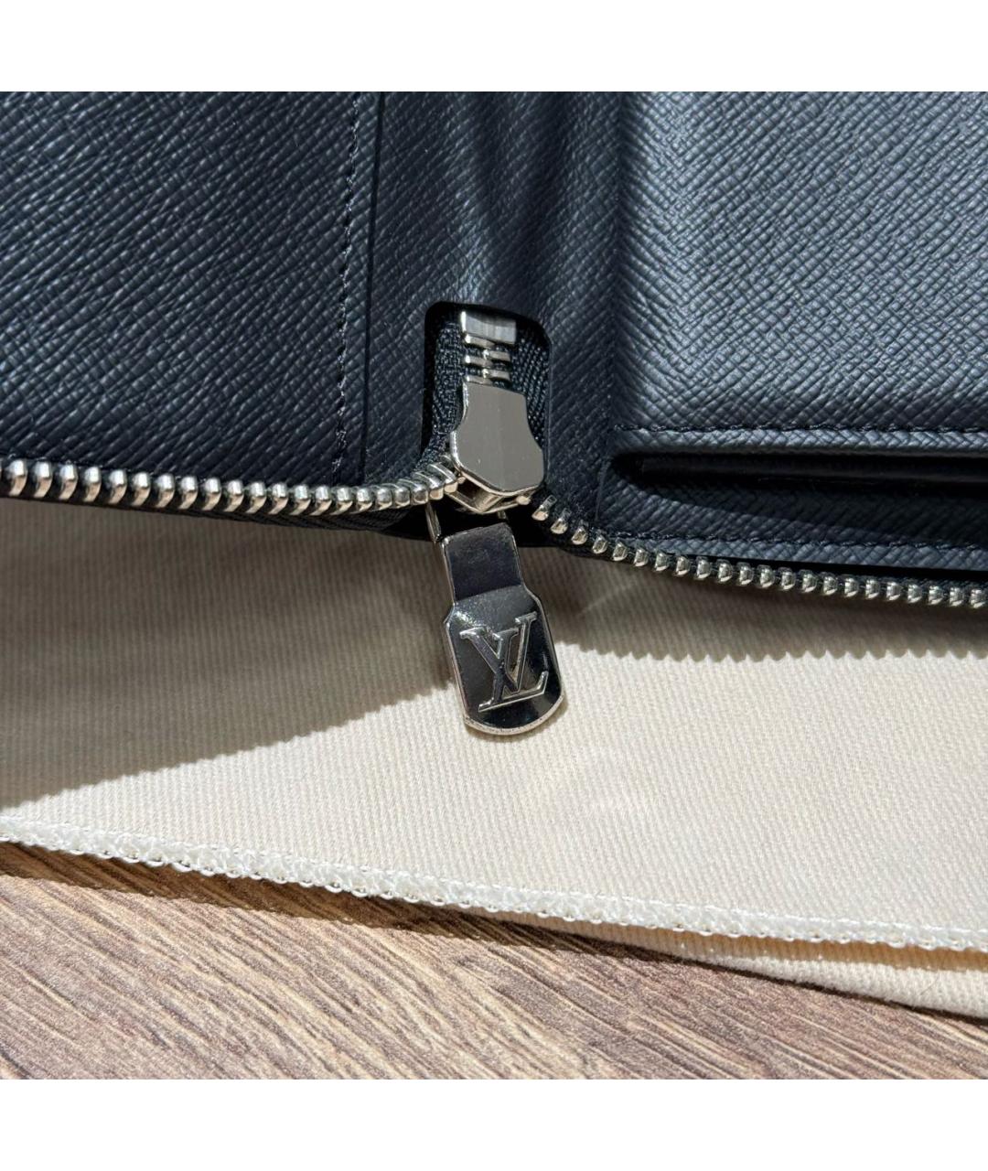 LOUIS VUITTON Антрацитовый кошелек, фото 6