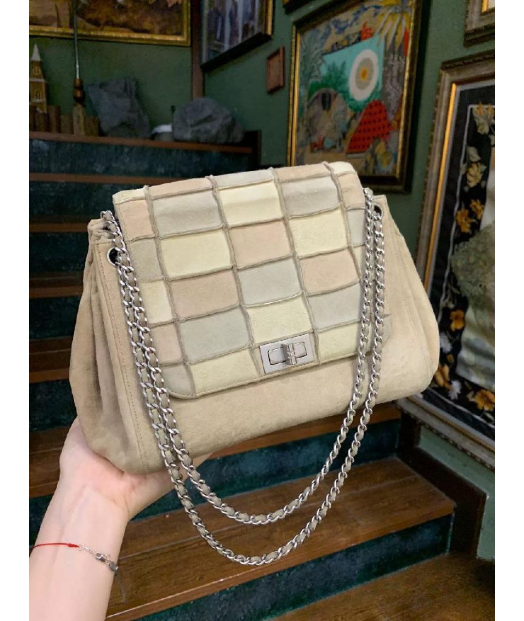 CHANEL Бежевая замшевая сумка тоут, фото 6